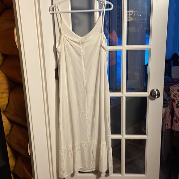 COPY - White slip dresses, Sizes S, M, and L - Picture 3 of 11